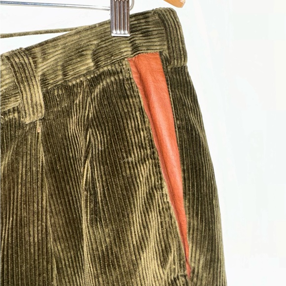 Orvis Men's Size 38 Supercord Pleated Corduroy Pants Green Leather Pocket Trim - Picture 4 of 9